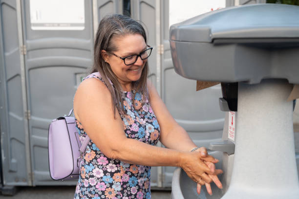 Best Porta potty rental for parties  in East Porterville, CA